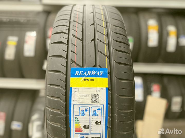 Bearway BW118 275/45 R21 137U