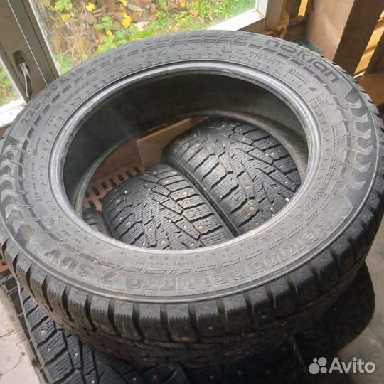 Nokian Tyres Hakkapeliitta 7 SUV 225/60 R18 104T