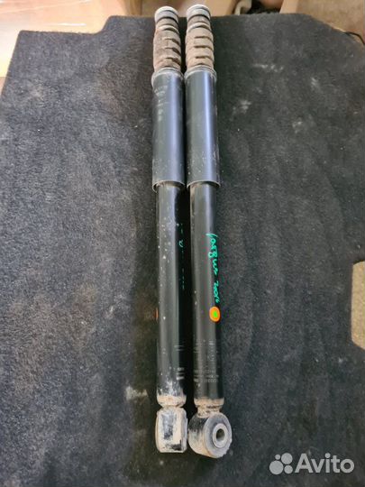 Амортизатор подвески задний LADA Largus K4M 2016