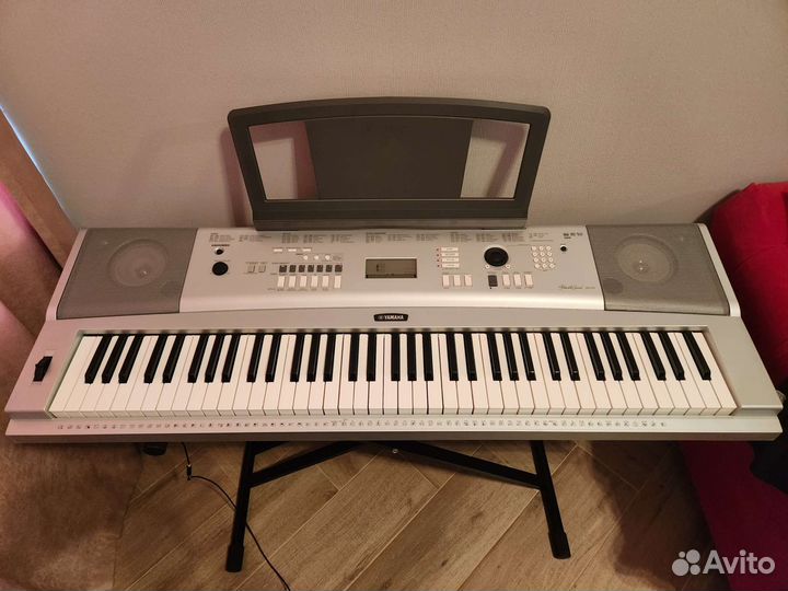Синтезатор yamaha DGX-220