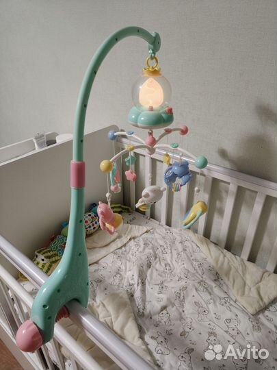 Мобиль на кроватку с проектором