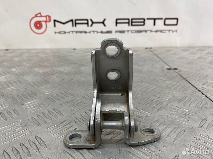 Б/У петля двери задний правый Honda Civic 4D FD1