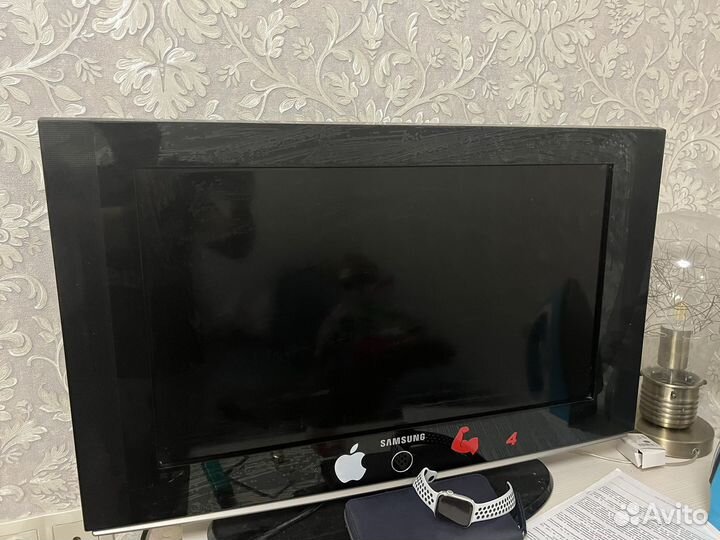 Телевизор samsung