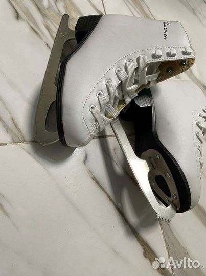 Коньки ледовые детские