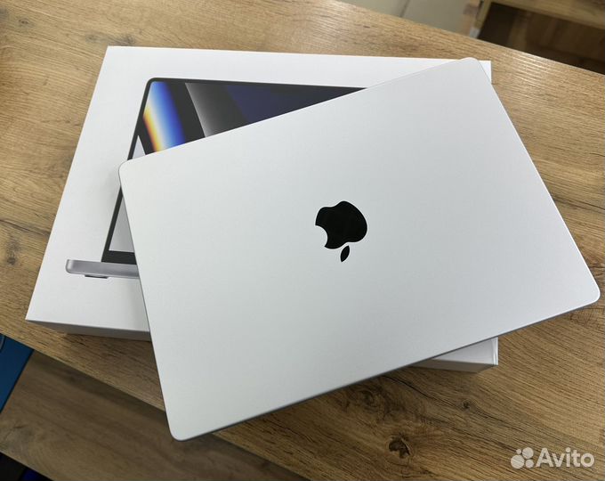 Macbook Pro 14 M1 16/512GB