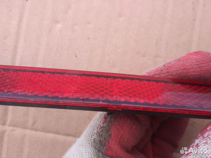 Катафот заднего бампера Volkswagen Touareg 3