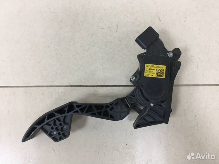 Педаль газа Skoda Rapid 2012-2020