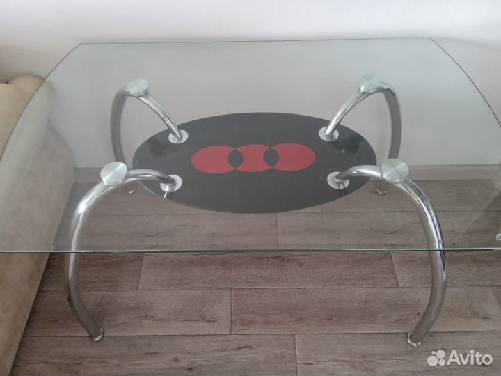 Кухонный стол