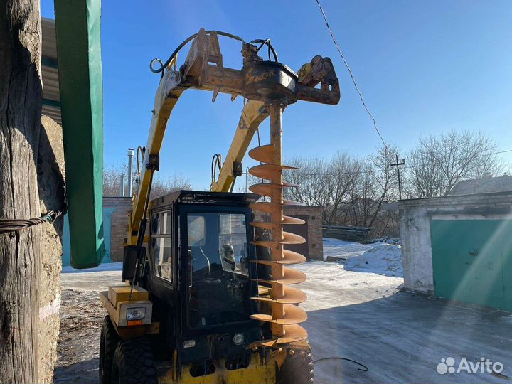 Минипогрузчик с гидробуром