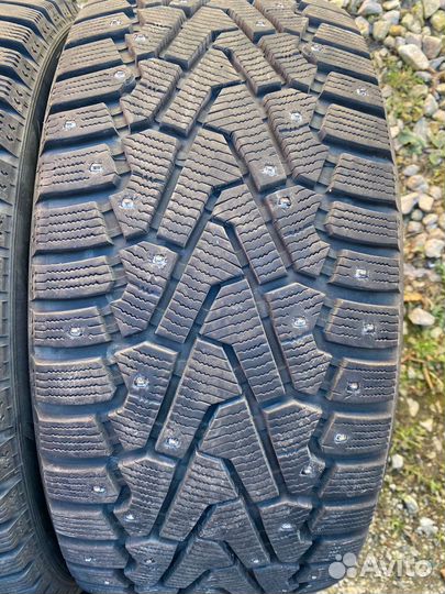 Pirelli P Zero Nero 255/40 R19