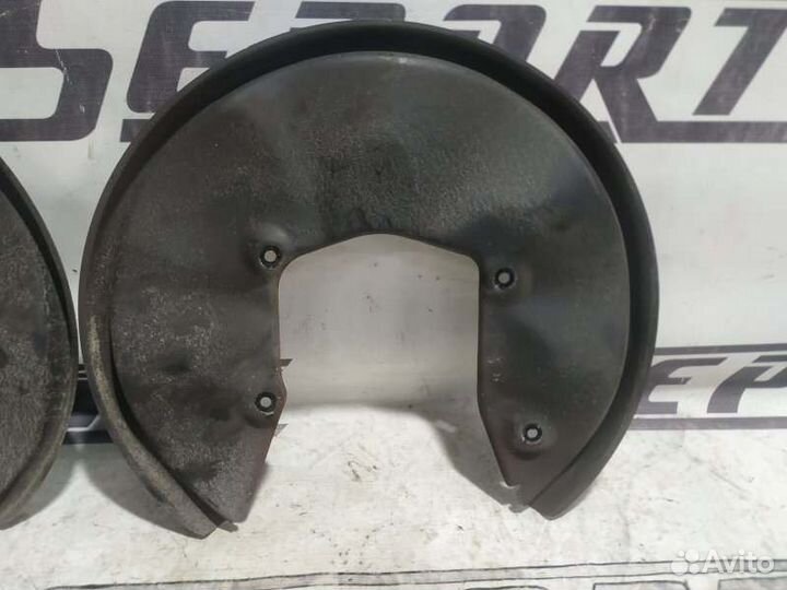 Пыльник тормозного диска задний Audi A6 C6 3.2