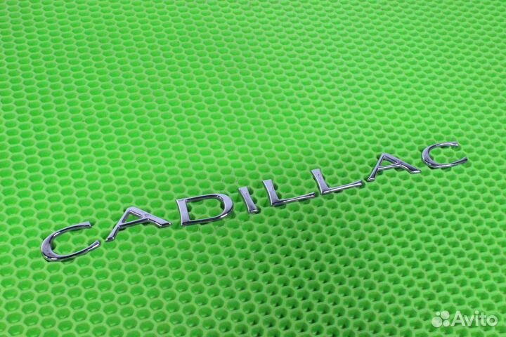 Эмблема Cadillac Escalade GMT400