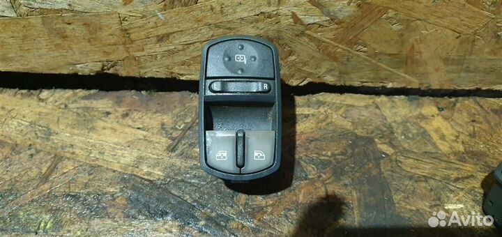 Блок управления стеклоподъемниками Opel Corsa D 2