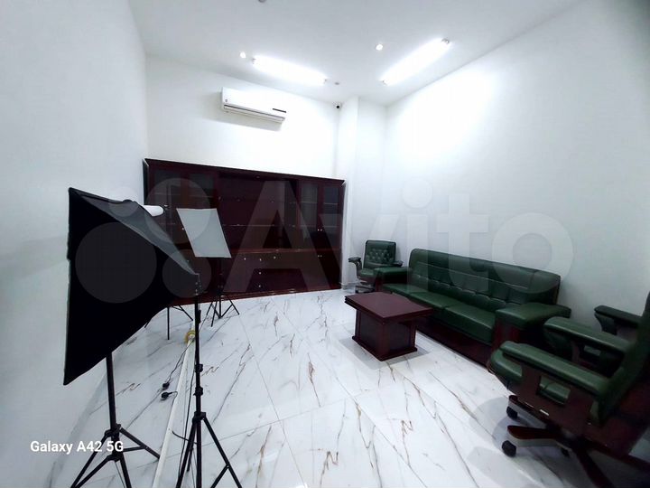 Склад, 655 м²