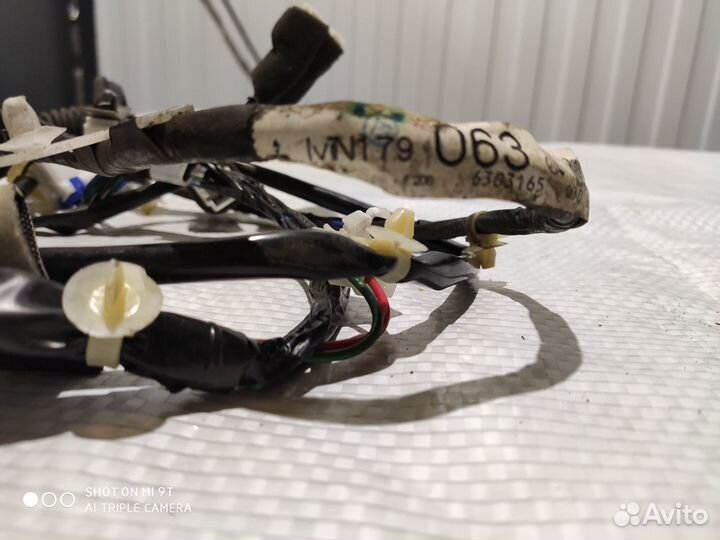 Электропроводка з/дверей Мицубиси Паджеро Спорт 1