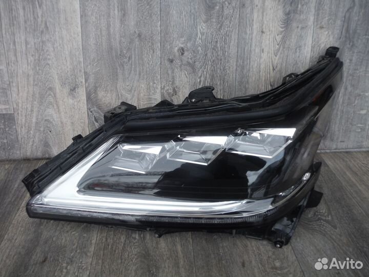 Фара левая №677 lexus LX 3 570/450d 2018