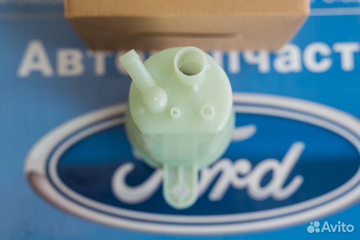 Бачок гур Форд Фокус 2, Си-Макс