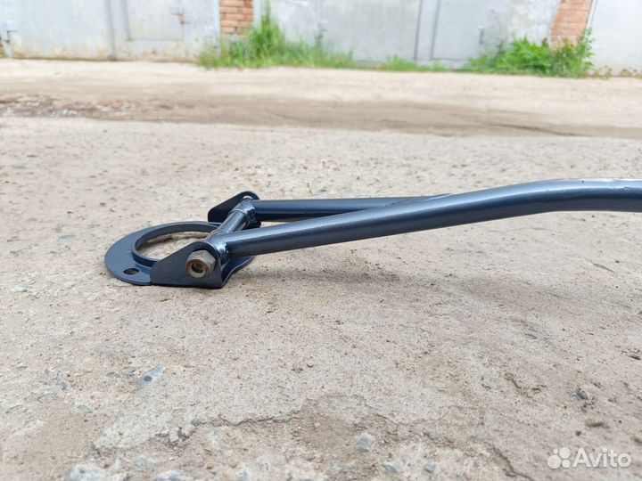 Распорка Nissan Skyline R32