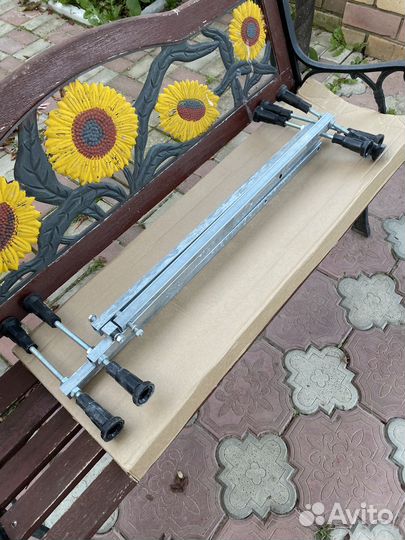 Металлический поддон для душевой кабины