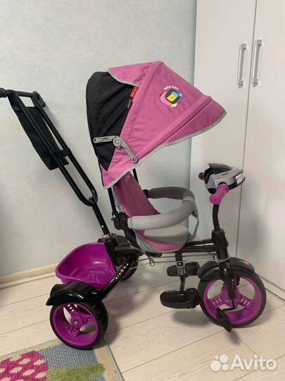 Трехколесный велосипед с крышей, музыкой