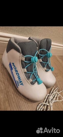 Лыжные ботинки