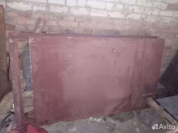 Дверь металлическая