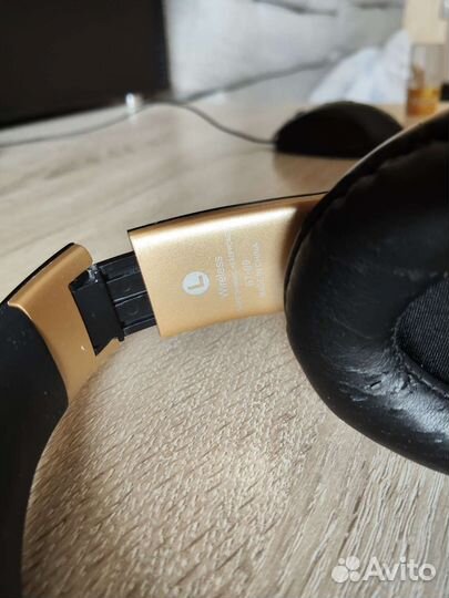 Беспроводные наушники BT-09