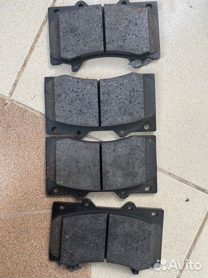 Колодки тормозные передние для Nissan Patrol