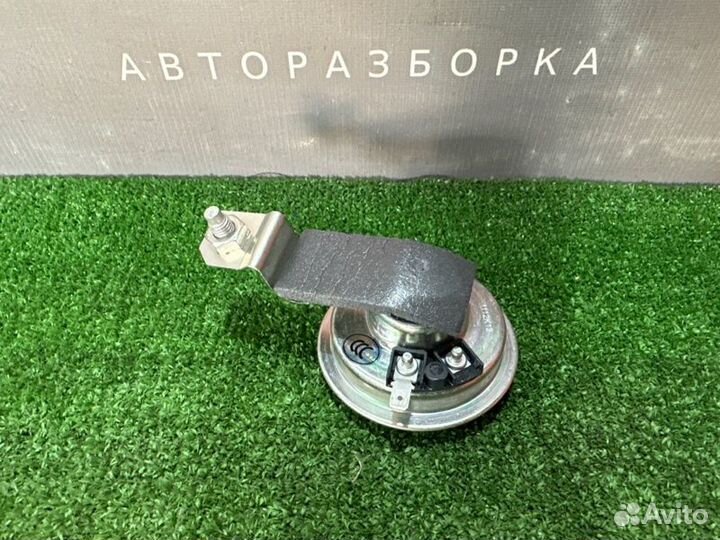 Звуковой сигнал Ford Focus 3 седан 2.0L duratec DI