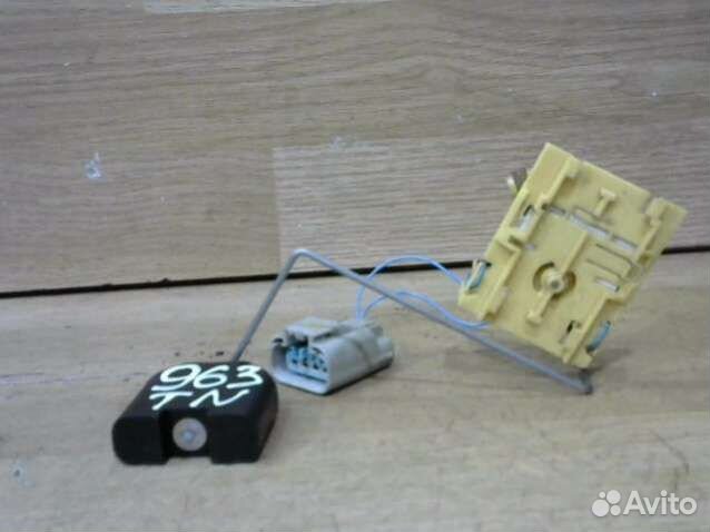 Датчик уровня топлива Chrysler Voyager 4