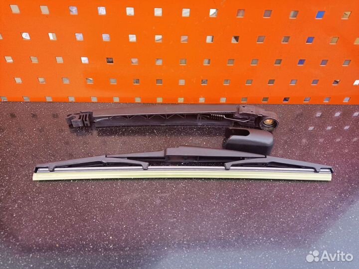 Поводок дворника Lexus gx 470