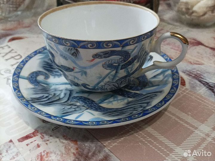 Коллекционная чашка фарфор