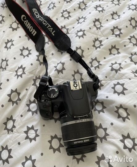 Зеркальный фотоаппарат canon