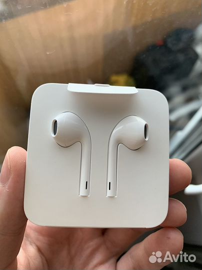 Новые наушники Apple EarPods (Lightning) оригинал
