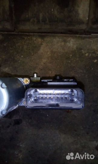 Моторчик стеклоподъемника VW Passat B5