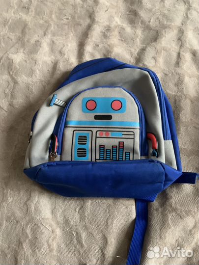 Домашние вещи для мальчика и рюкзак