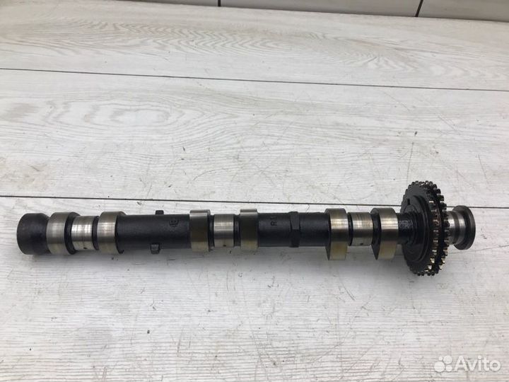 Распредвал выпускной правый Suzuki Grand Vitara 1