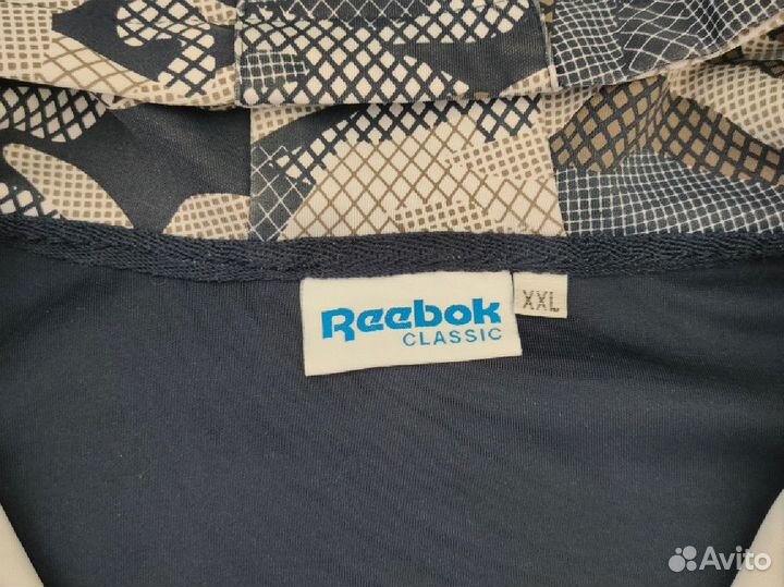 Женский спортивный костюм reebok