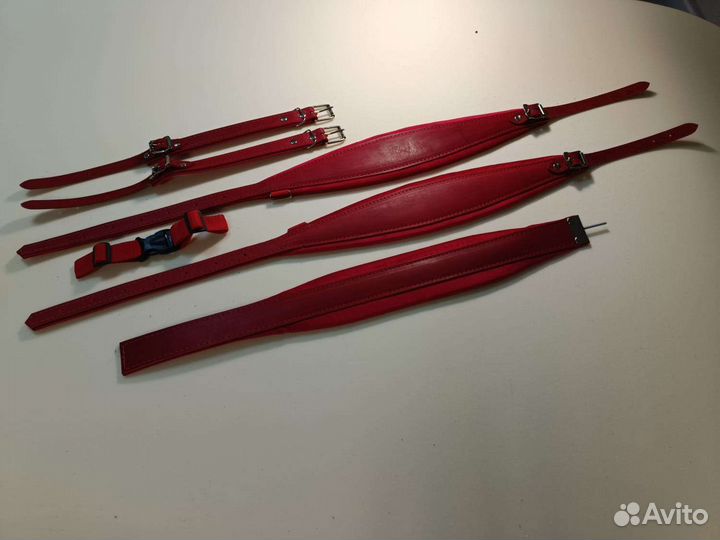 Красные ремни на Аккордеон баян гармонь