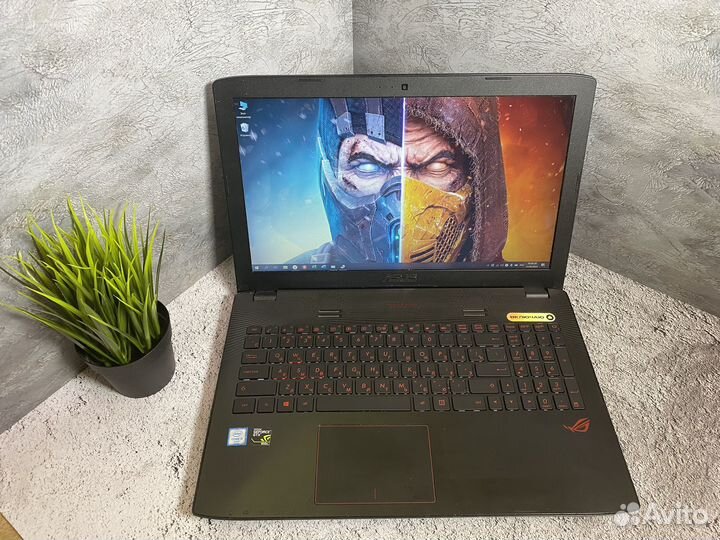 Мощный игровой ноутбук Asus 2 видеокарты