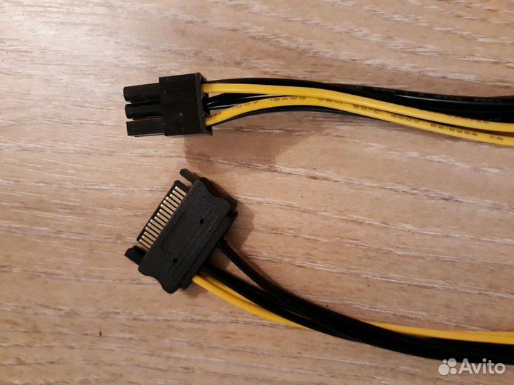 Переходник SATA на 6 pin