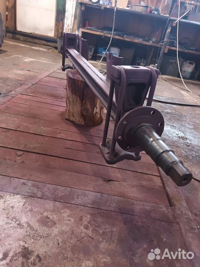 Ось тракторного прицепа 2птс4