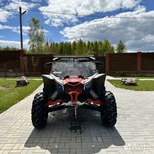 BRP can-am maverick x3 xrc turbo rr