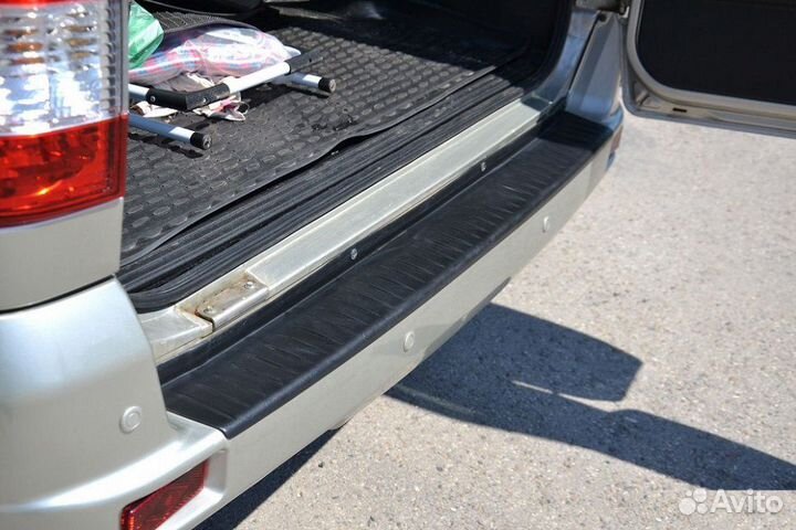 Накладка (черное тиснение)(ABS) UAZ patriot 2014