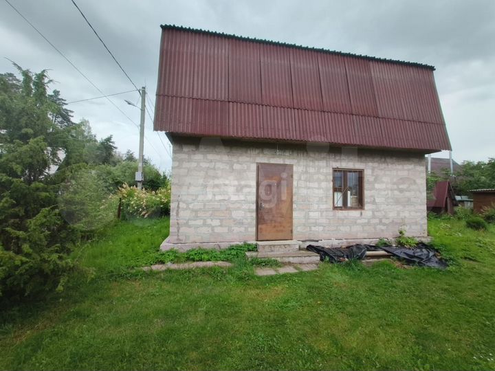 Дом 80 м² на участке 8 сот.