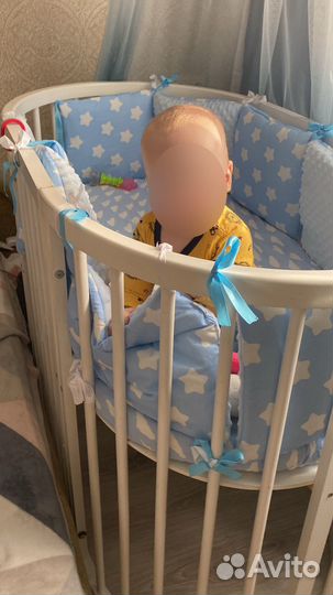 Детская кроватка
