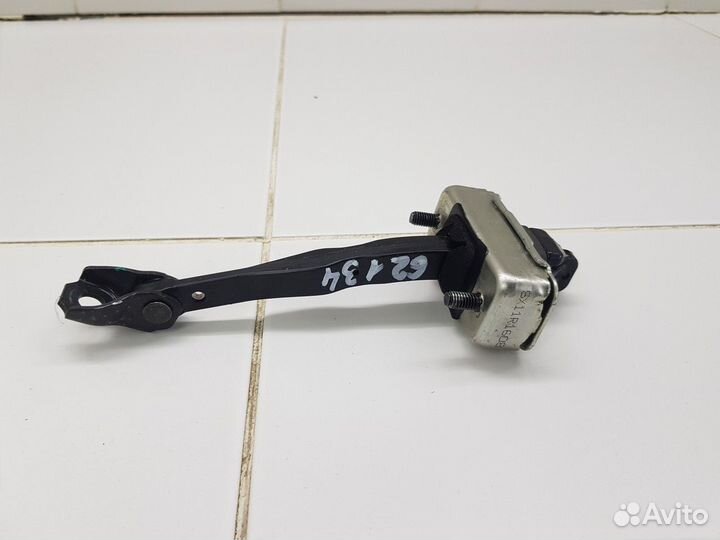 Ограничитель задней правой двери (Geely Coolray)