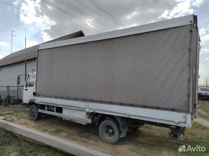 DAF 400 цельнометаллический, 2000