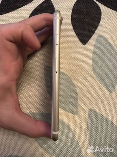 iPhone 7, 32 ГБ