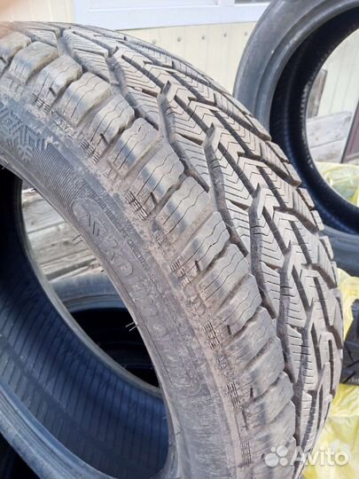 Kormoran Snow 215/55 R18 99V